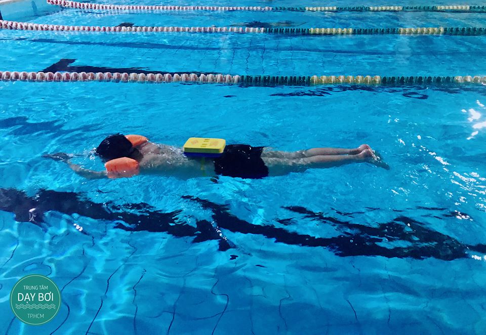 Những lợi ích của bơi lội bạn nên biết  ELLE Man